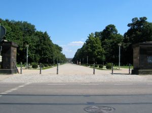 Dresden - stately Volkspark Grosse Garten